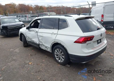 2019 Volkswagen Tiguan 2.0T Se/2.0T Sel/2.0T Sel R-Line/2.0T Sel R-Line Black из США, поврежденный, VIN 3VV2B7AX1KM076870